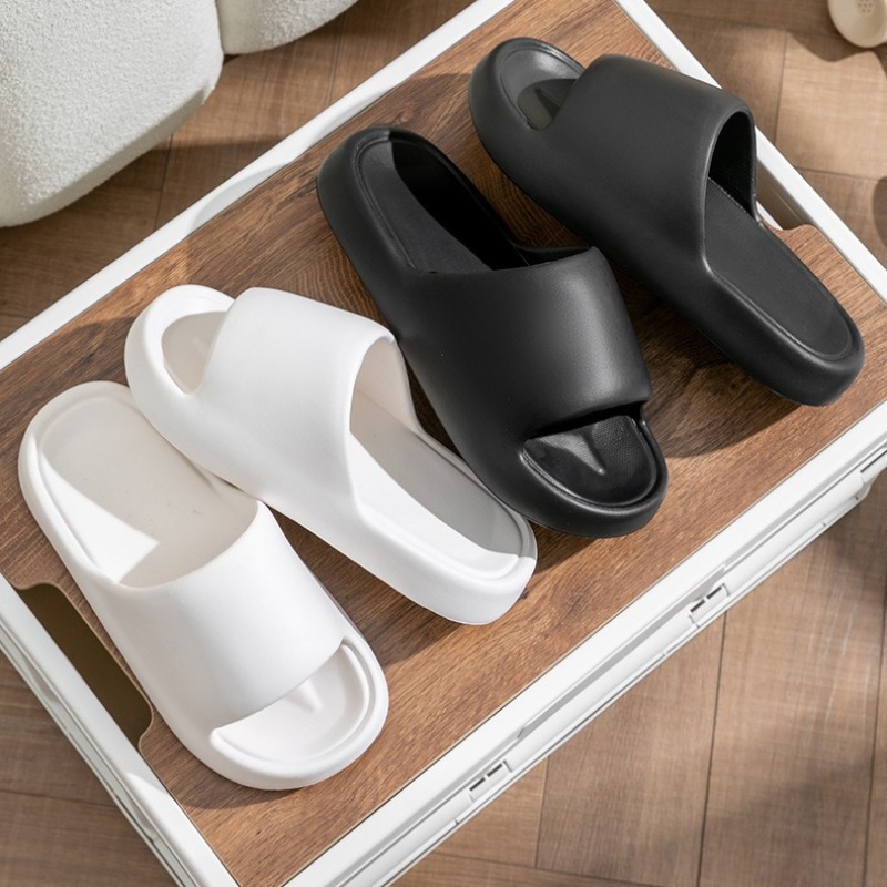 2026 New Couple Cloud Slippers - огляд і ціна Men'S Shoes Cloud