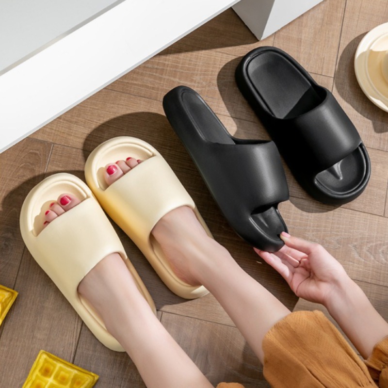 2026 New Couple Cloud Slippers - огляд і ціна Men'S Shoes Cloud